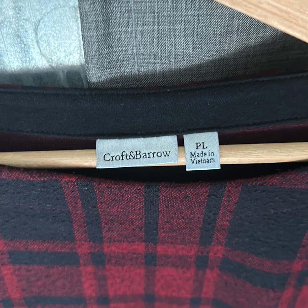 Super Cute Plaid PL Croft & Barrow Long Sleeve *Great Condition* - Picture 4 of 11